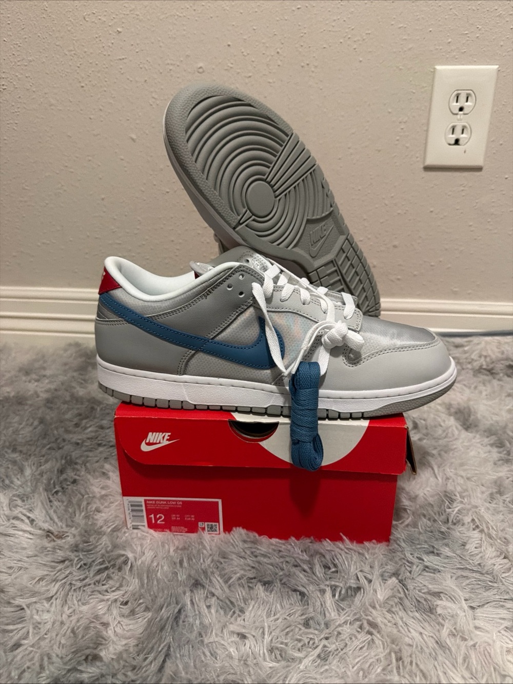 Nike Dunk Low QS Metallic Silver/Aegean Storm Silver Surfer Size 12